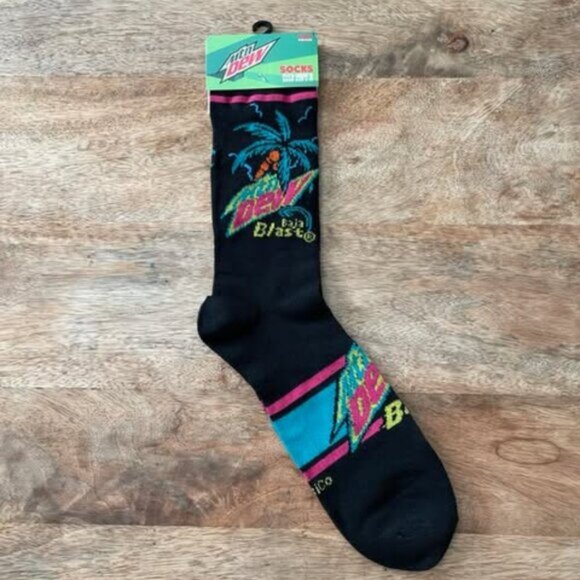 New: Mountain Dew Socks - Picture 1 of 2